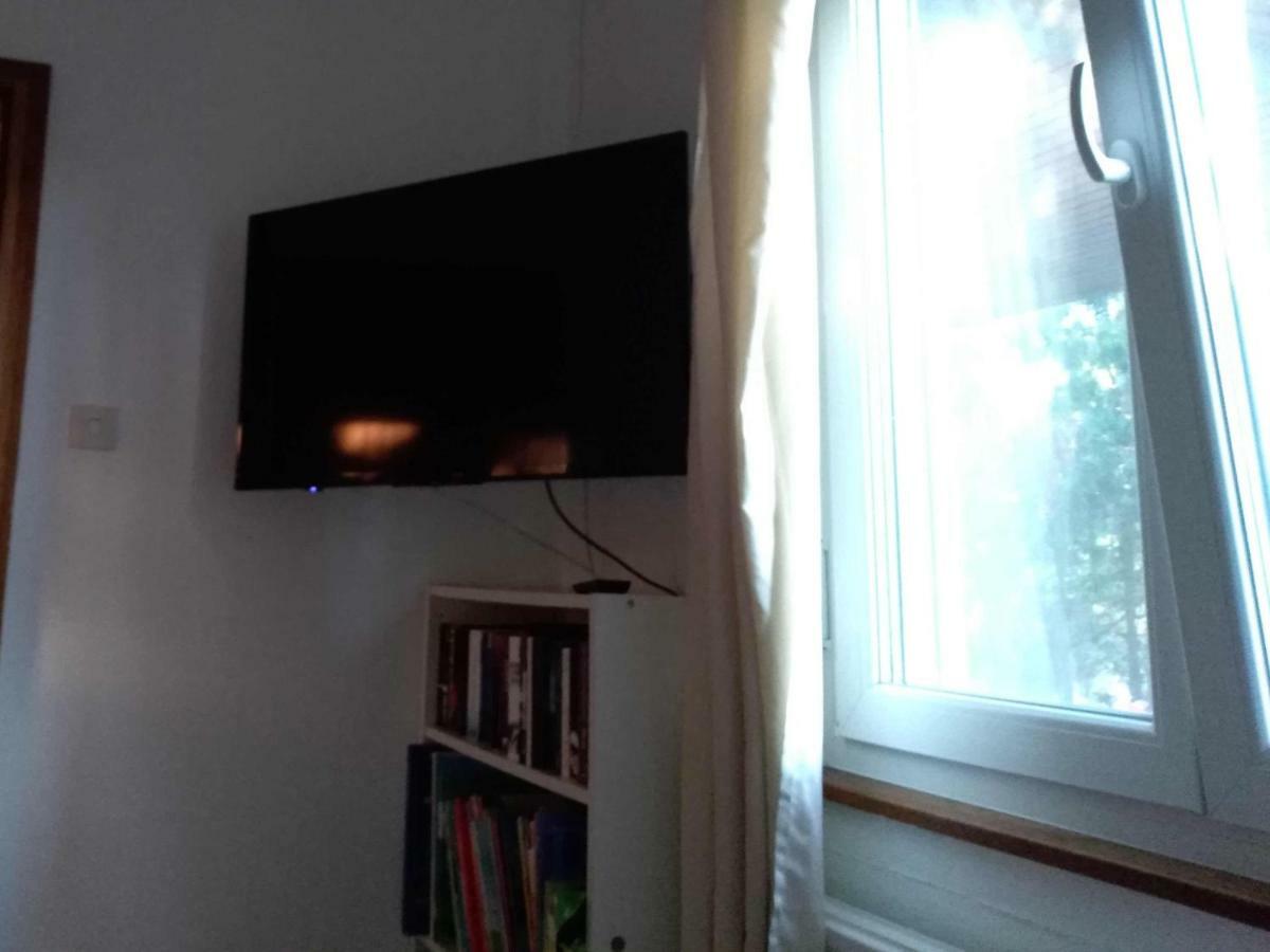 Haus Polly Apartment Strasshof an der Nordbahn ภายนอก รูปภาพ